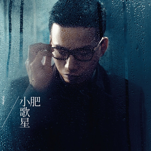 美女张开腿露出逼
